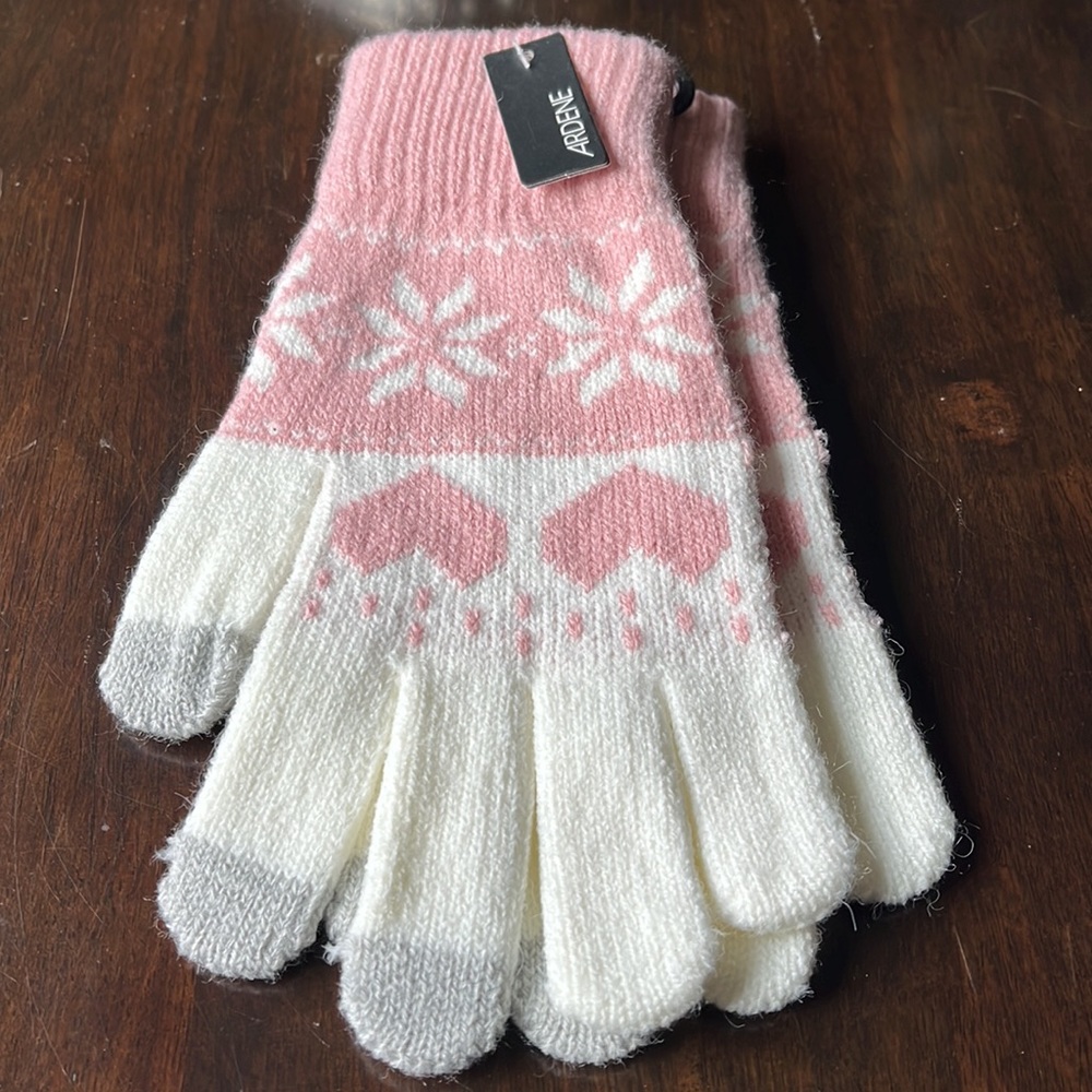 Nwt- heart gloves - Picture 4 of 5